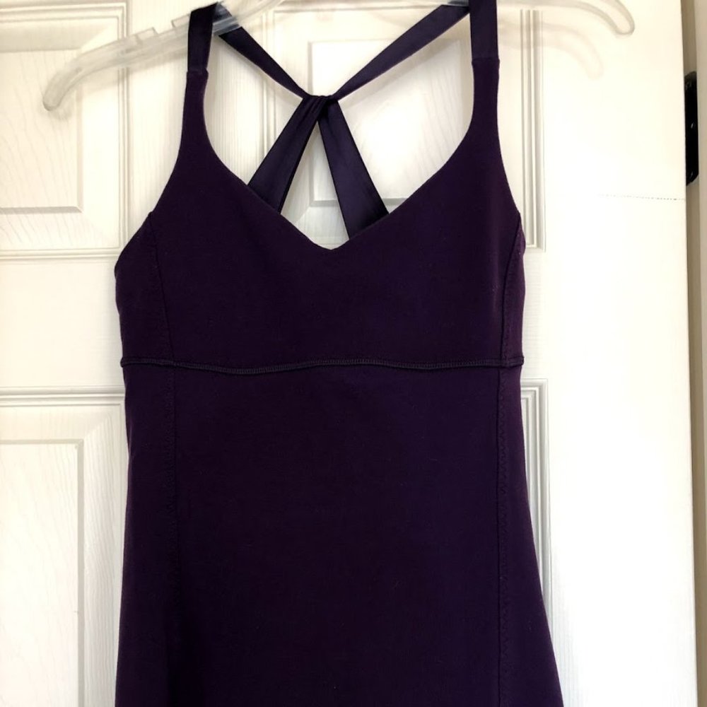 Lululemon Tank size 6